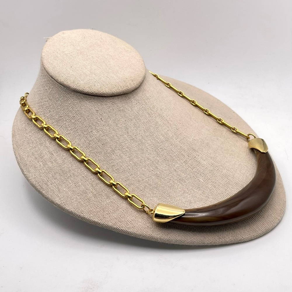 Vintage Signed Celebrity NY Brown Lucite Horn Bib Necklace Gold Tone Accents - Picture 6 of 14